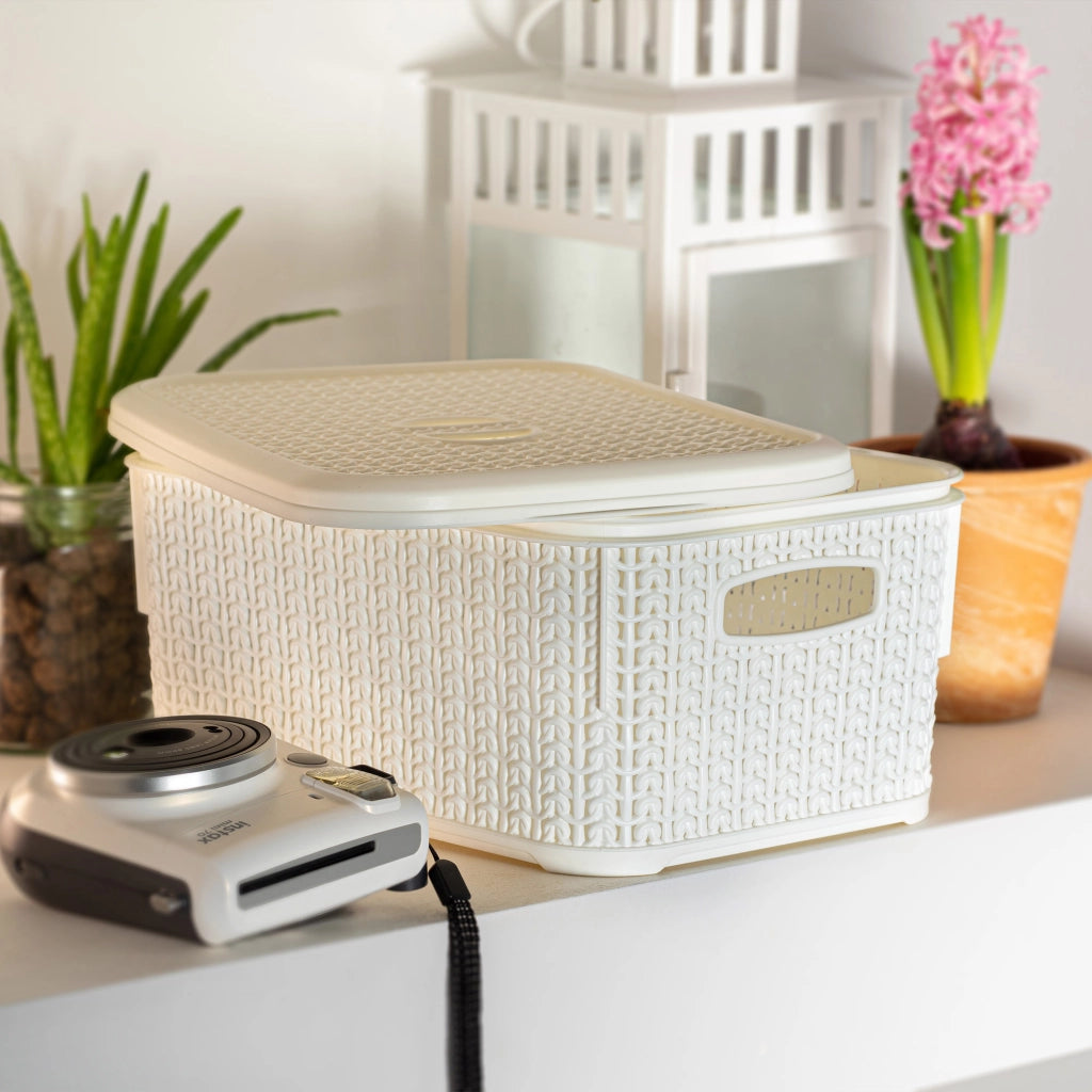 Set di 2 cestini organizer KADAX da 6 litri con coperchio.