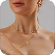 Set di collana e orecchini in oro 14k a forma di perle delicate