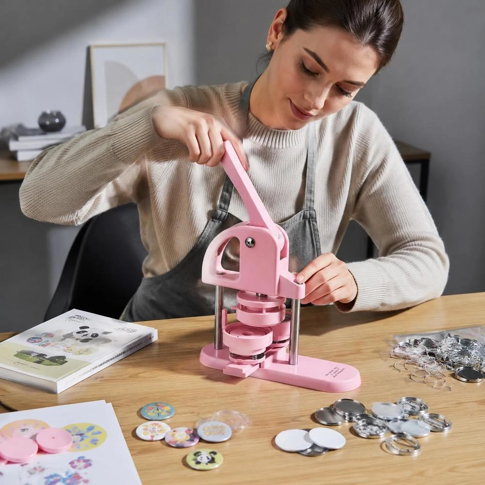 Buttonmaker 25 / 32 / 58 Mm 3-in-1 Pinmaker, 300-piece Button Set, Buttonmaker Machine With Panda Magic Book, Ergonomic Punch Set With Bow Handle, For DIY Gifts For Children