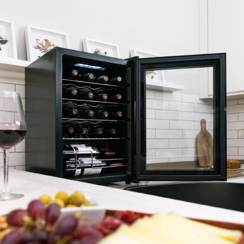 CECOTEC 00122 - Bolero GrandSommelier 2050 Black Compressor