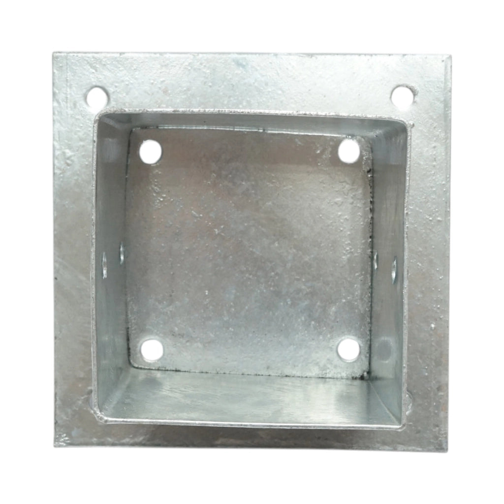 Supporto per palo quadrato applicato 121 × 121 × 150 mm