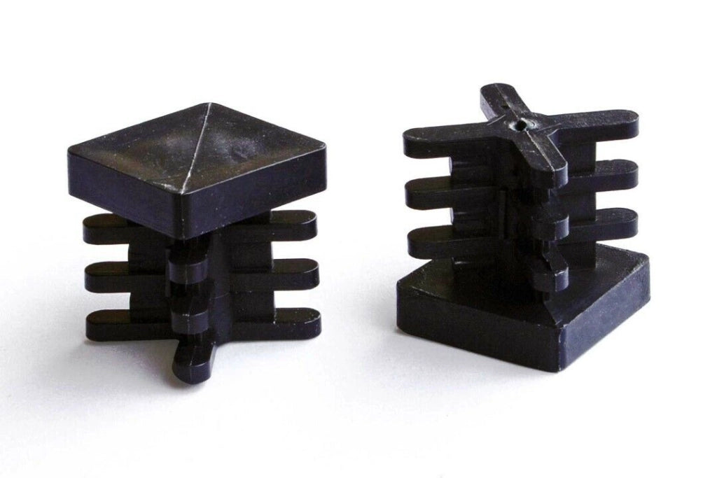 Puntale Alettato 40X40 Nero Pezzi 4 - Masidef
