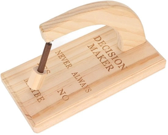 Aiuto alla decisione magnetico in legno di quercia - Portatile - Selezione innovativa - Risposta Sì/No/Forse - Installazione semplice - Resistente agli urti - Assistenza alla decisione