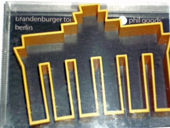 Souvenir di Brandenburger Tor in forma di biscotto giallo