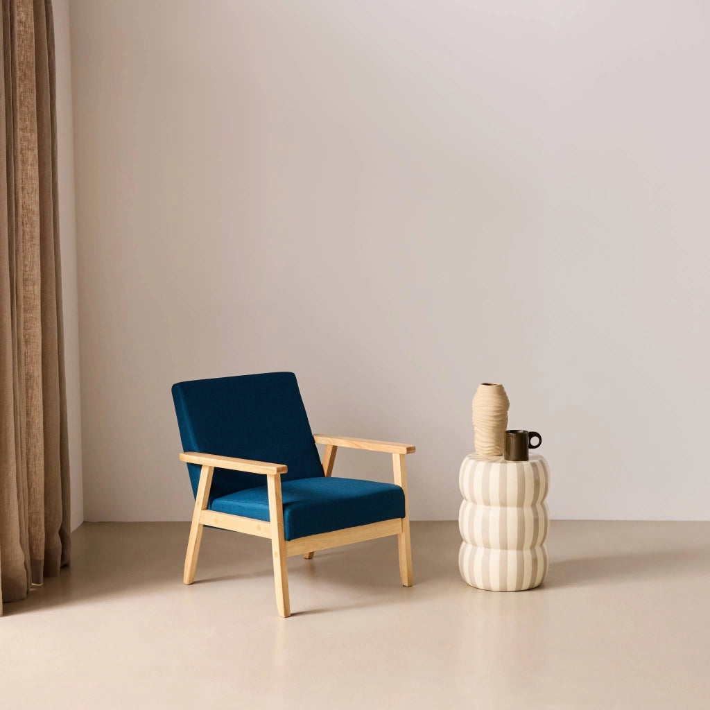Poltrona scandinava in legno e tessuto, blu smeraldo
