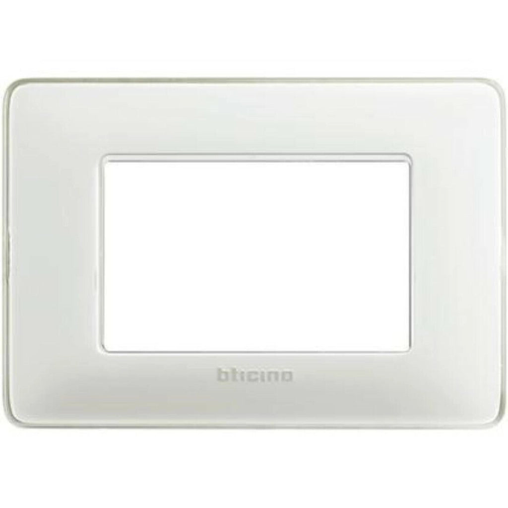 Bticino Matix Placca 3 Moduli Tecnopolimero Ghiaccio - Bticino