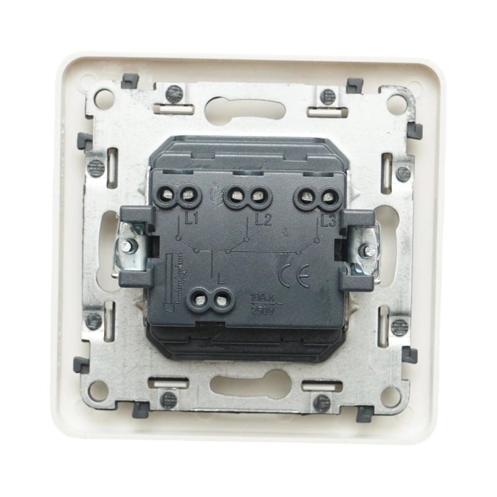 Interruttore triplo da incasso bianco 220V, 10AX, PC 80x80mm