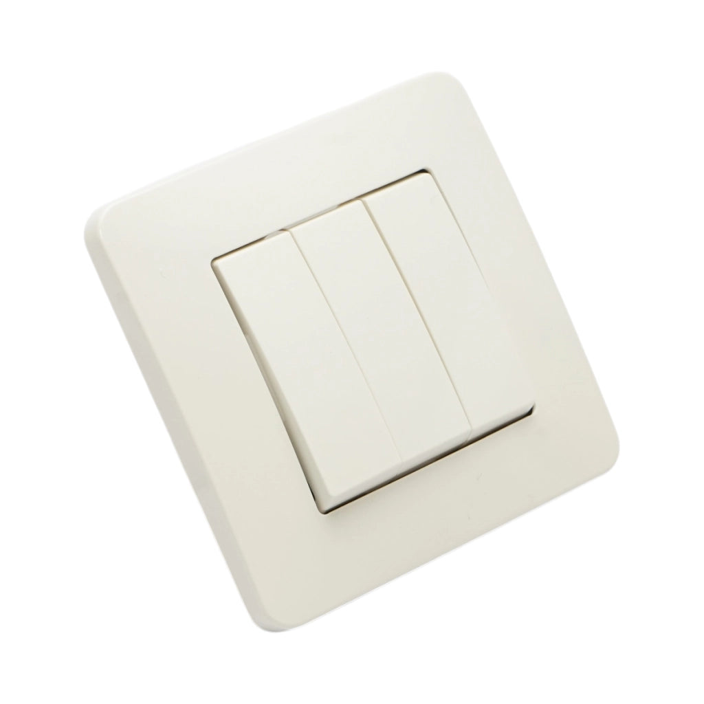 Interruttore triplo da incasso bianco 220V, 10AX, PC 80x80mm