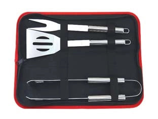 ATTREZZI ACCIAIO INOX PER BARBECUE IN SET DA 4 PEZZI    LAPILLO