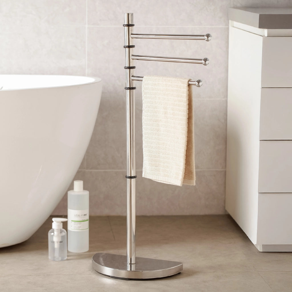 Accessori Bagno da Terra in Acciaio Inox – Piantana Porta Rotolo Carta Igienica con Scopino Water / Porta Salviette Multibraccio – Design Moderno Antiruggine, Base Stabile, Facile da Pulire Modello Eliana