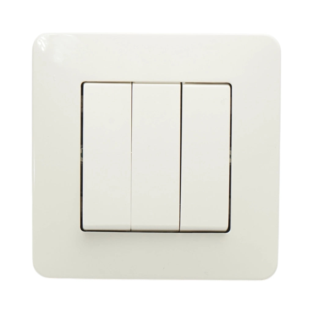 Interruttore triplo da incasso bianco 220V, 10AX, PC 80x80mm