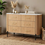 Cassettiera Kokunse Comò a 6 Cassetti 120x42x78 cm Effetto Rovere / Effetto Marmo Bianco [en.casa]