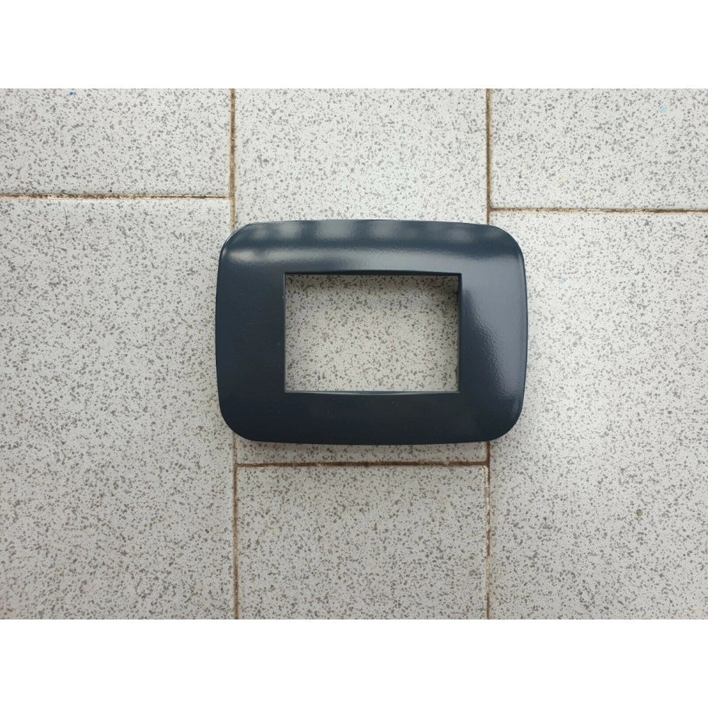 Trade Shop - Placca Placchetta Placchette Compatibili Per Serie Axolute Bticino Colorate Fori - Grigio Scuro -4 Fori     -
