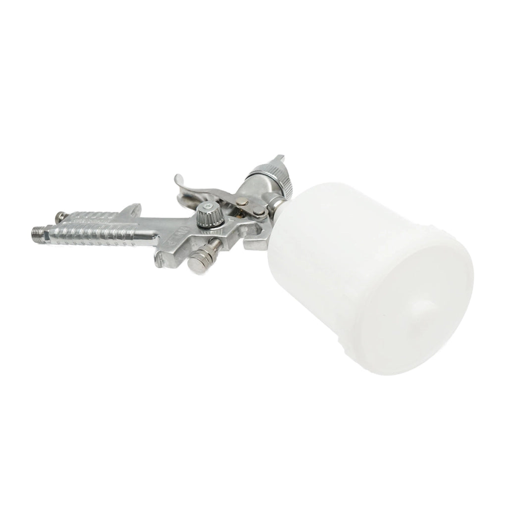 Pistola ad aria compressa da 0,6 litri, con serbatoio in plastica sulla parte superiore e ugello da 1,4 mm.