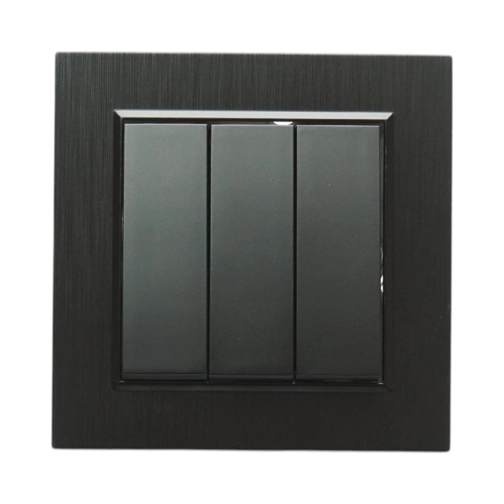 Interruttore triplo da incasso nero 220V, 10AX, ABS 80x80mm