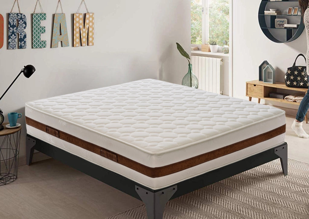 Materasso Matrimoniale 200x200 in memory foam, altezza 28 cm, 5 cm di memory foam, anatomico, elastico e indeformabile