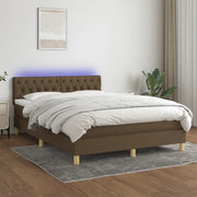 Letto a Molle Materasso e LED MarroneScuro 140x190cm in Tessuto 3133952