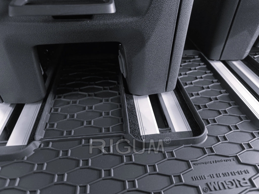 Tappeti in gomma Seconda Fila per Ford Tourneo Custom 8 posti dal 2024-