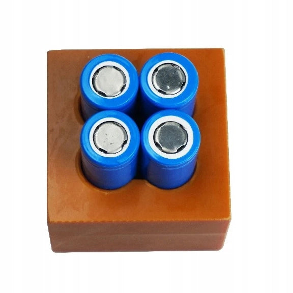 Forma per Saldatura 4 Batterie 18650 – Costruzione Stabile, Materiale Bakelite | Capacità: 4 Celle
