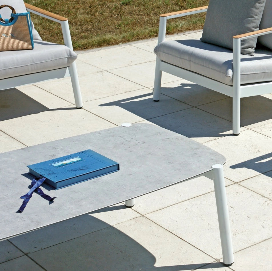 Salotto da esterno in alluminio bianco e teak Classic