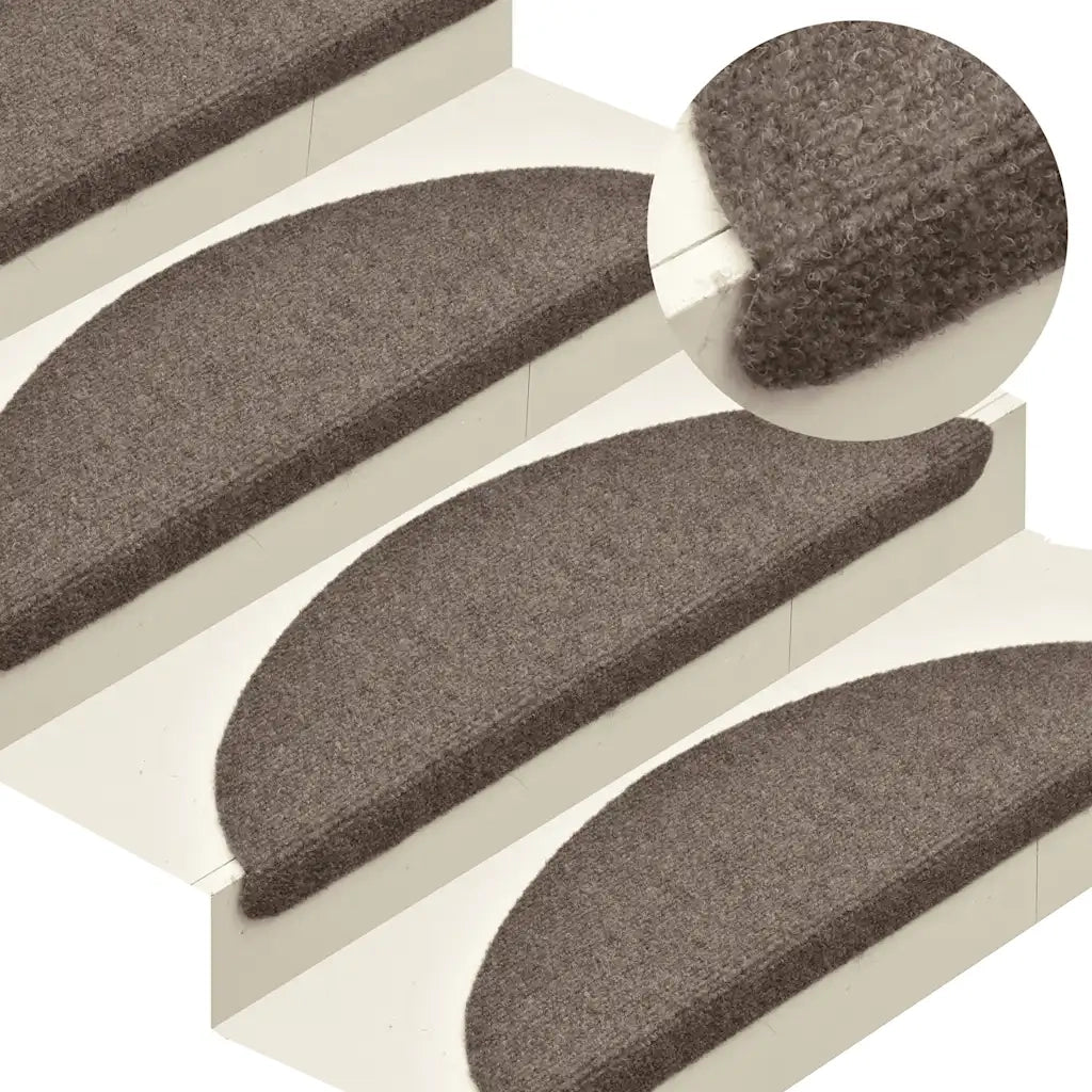 Tappetini per scale autoadesivi 30 pz 56x17x3 cm beige semicircolari 3365688