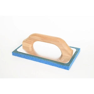 FRATTONE SPUGNA BLU C/MANICO LEGNO 140X220MM- COMITEL- 1,0 pz