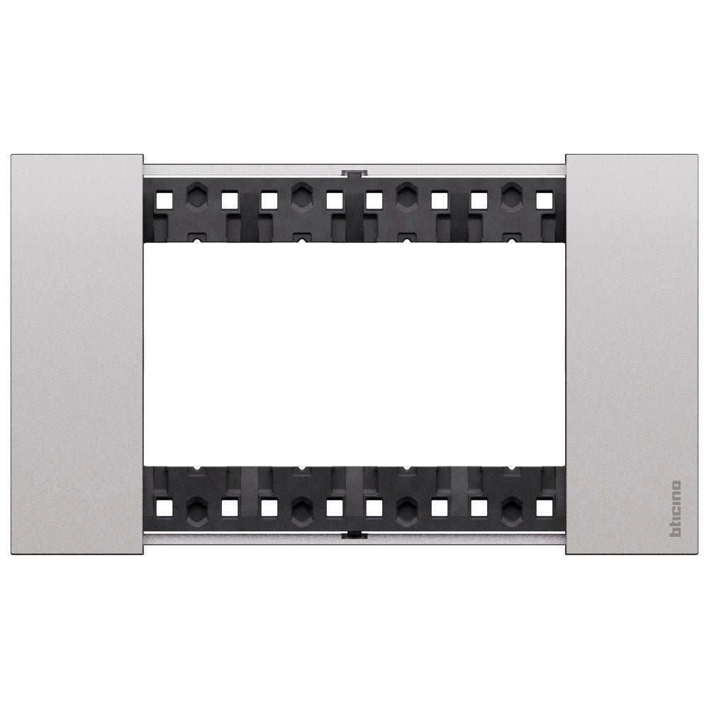 Placca BTicino Living Now 504 4 Moduli Acciaio Steel in Zama KA4804KS