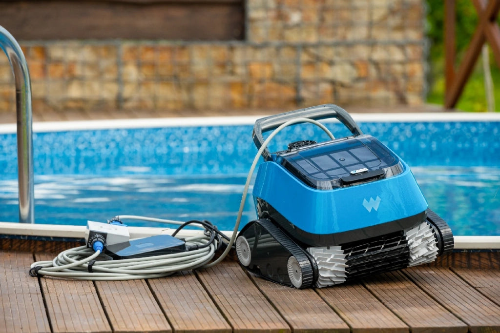 AZURO WARRIOR 2 - volume d'acqua del filtro 14 m3/h; ciclo di pulizia 2 ore, pulisce fondo e parete