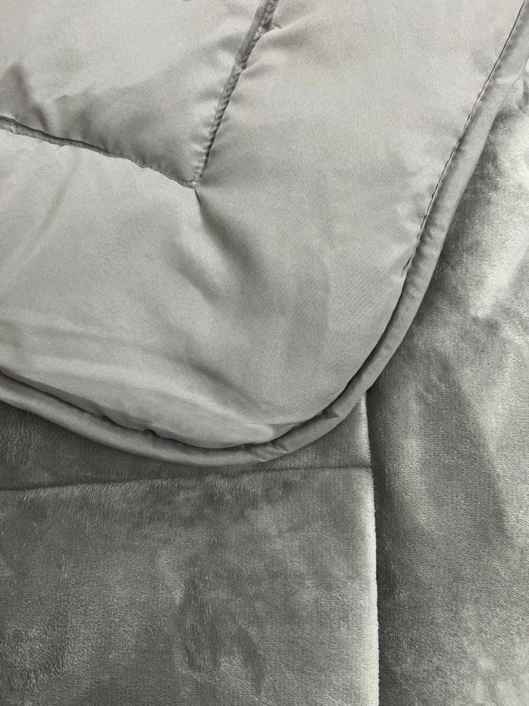 Trapunta Piumone Invernale In Tessuto Flanellato Effetto Velluto 550 Gr-Mq Grigio - Singolo