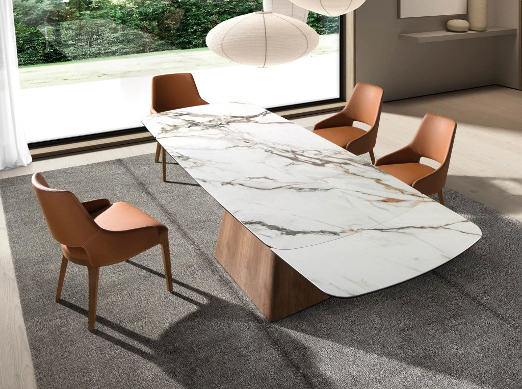 Sedia in ecopelle marrone