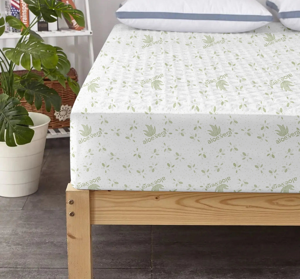 Coprimaterasso Trapuntato Impermeabile Aloe Vera Micro Traspirante Silenzioso Barriera Liquidi Lenzuolo Angoli Elasticizzati SalvaMaterasso Poliestere Bianco  Bianco - 160x200+30cm