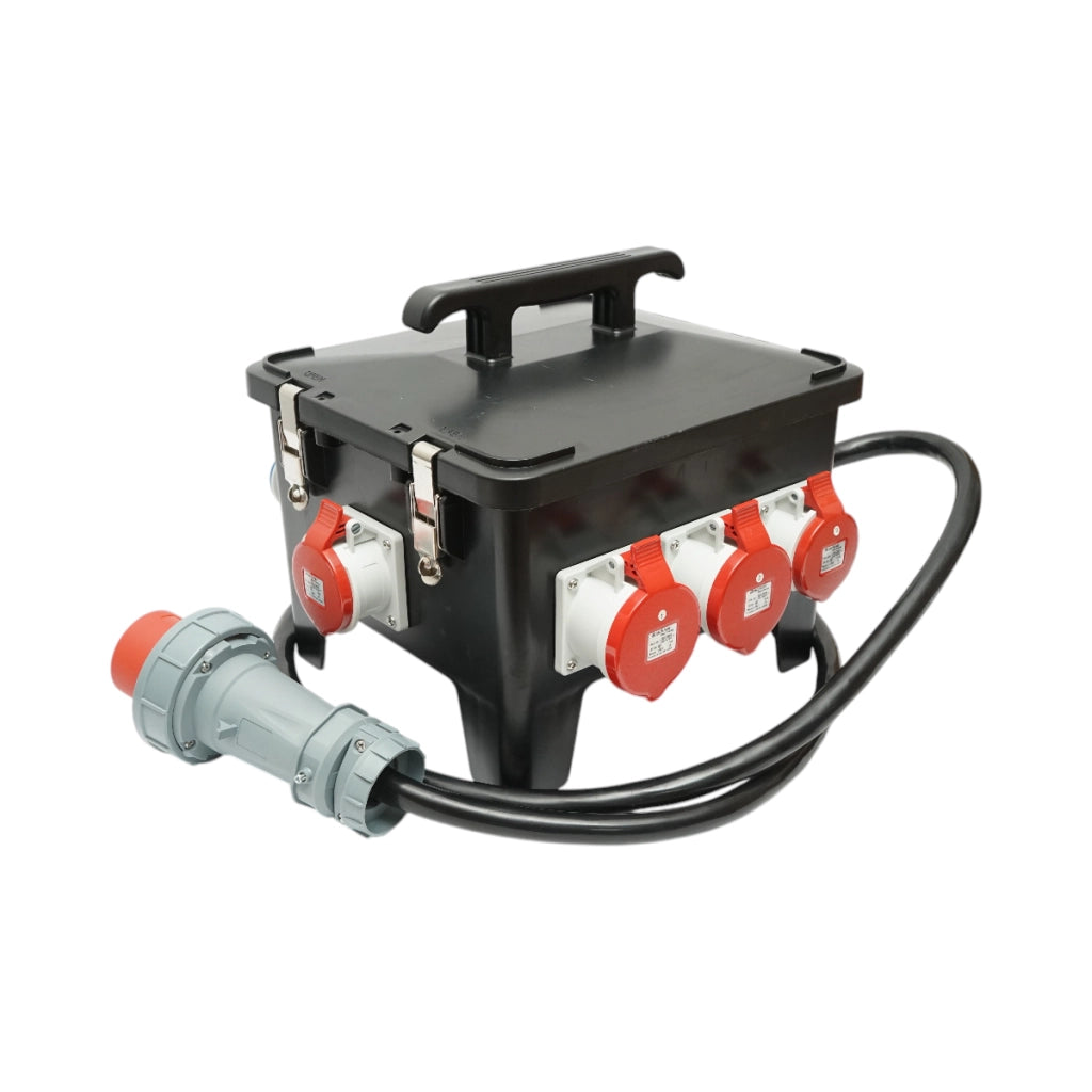 Quadro prese per cantiere portatile, 2 × 415V / 16A, 2 × 415V / 32A, 4 × 250V / 16A, dimensioni 370 × 340 × 330 mm, grado di protezione IP44 / IP54. Breckner Germany