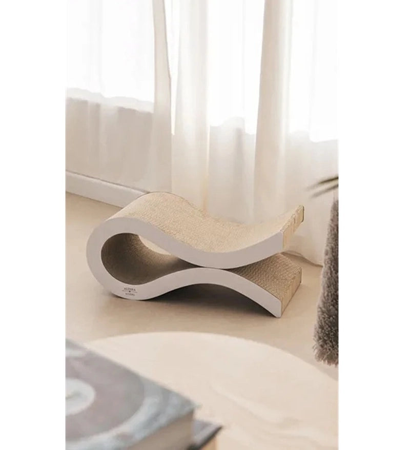 Tiragraffi ondulato per gatti MARINA con base antiscivolo in cartone riciclato 50 x 23 x 21,9 cm