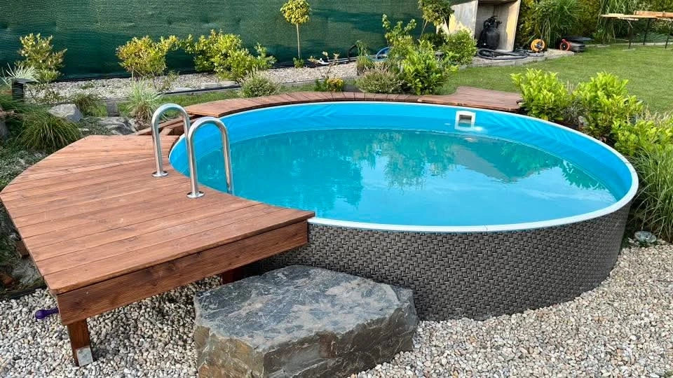 Azuro 402 DL - 4,6mx 1,2m, RATTAN - senza scala e filtro, con fori fuori asse