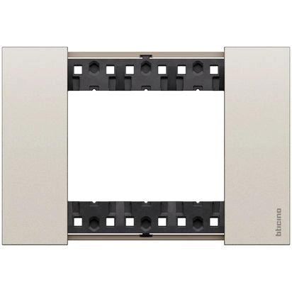 Placca BTicino Living Now 503 3 Moduli Champagne in Zama KA4803KC Originale