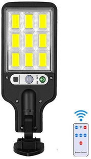 Illuminazione stradale esterna LED con sensore e pannello