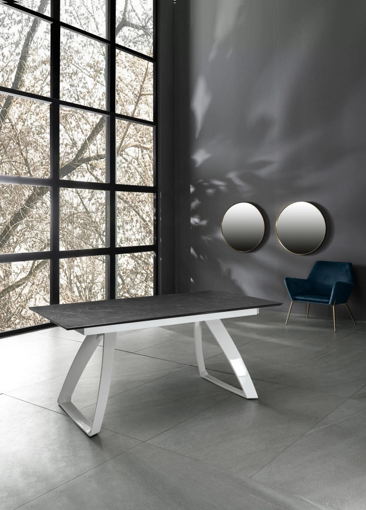 Tavolo Allungabile Barret 170/270x90 cm in HPL su MDF, Struttura con Gambe in Alluminio Bianco e Top Nero - Arredo Moderno