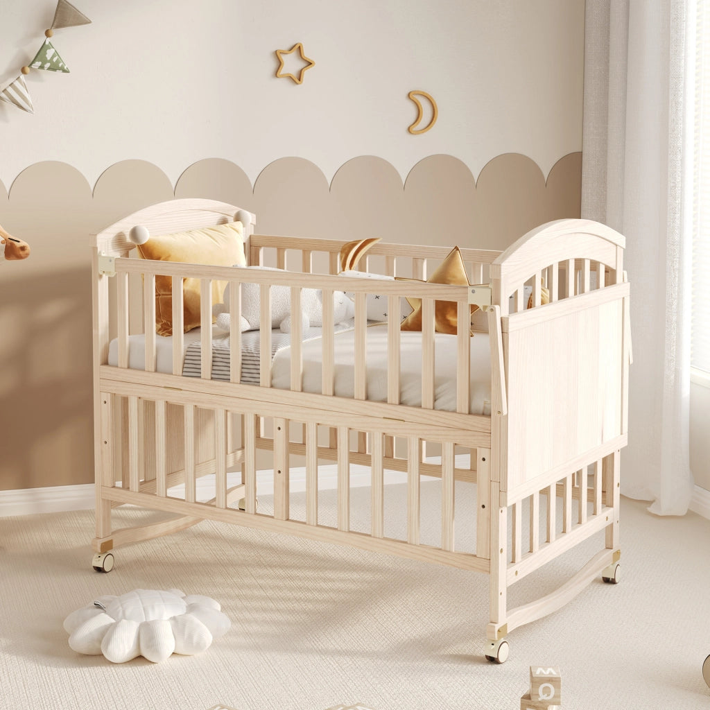 Lettino per neonati ULEVR 120x60 cm estensibile fino a 162 cm, con fasciatoio e ruote bloccabili, legno naturale