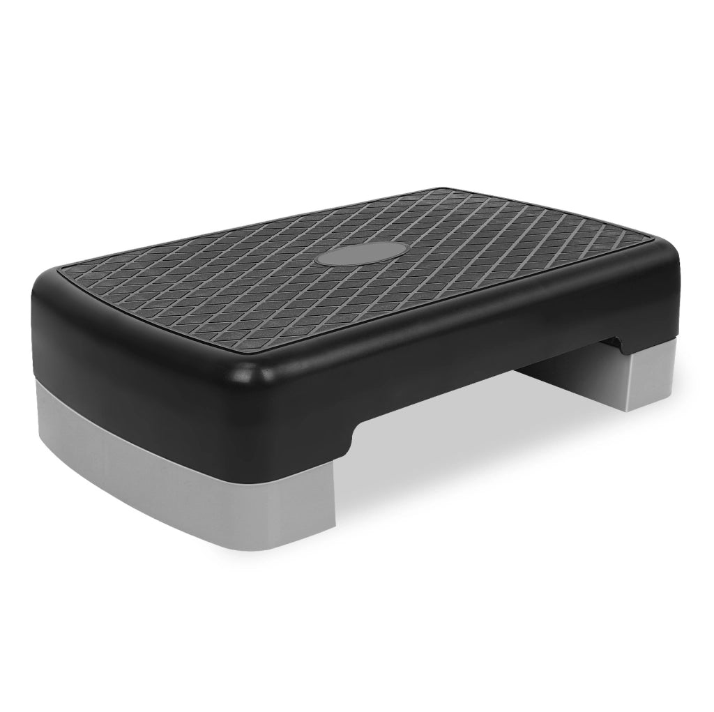 STEP Aerobico regolabile 10,16–15,24 cm in polietilene nero e grigio