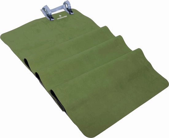 Sacca da viaggio pieghevole con cinturino Leggero e compattibile con gomma antiscivolo/disseccato copri sacca da viaggio Ideale per bagagli a mano 

Modello: 
Dimensioni: 
Peso: 
Materiali: