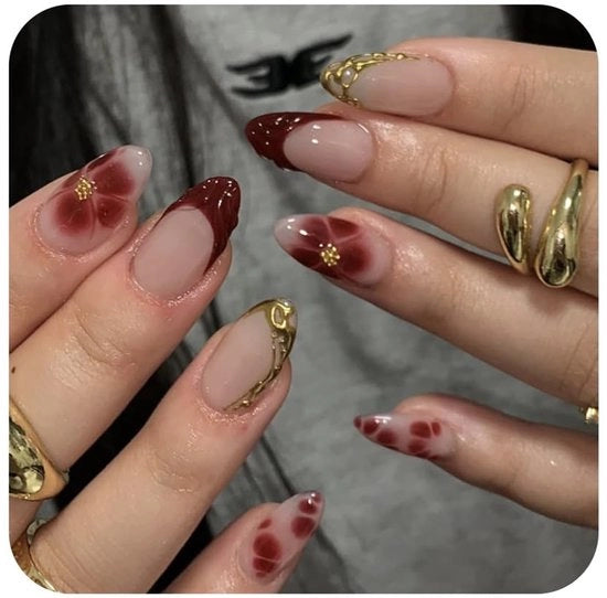 24 Stuken French Tip Press On Nails 3D Donkerrood a Valsa con Accenti D'oro