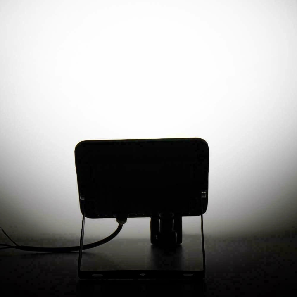 Faro LED 100W Faretto Slim Con Sensore Movimento PIR luce fredda 6000k IP66 - ZENCOCCO