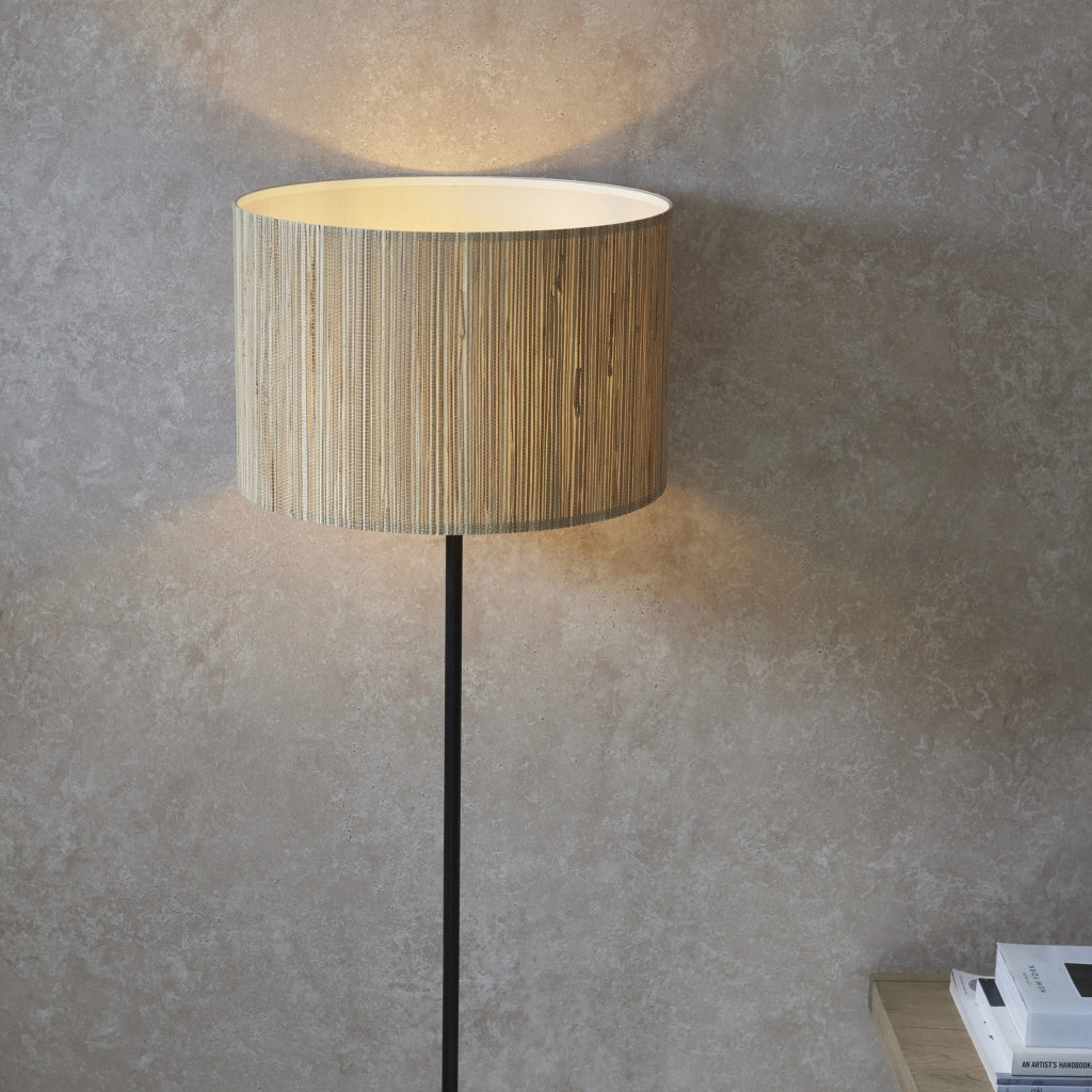 Lampada da terra Japandi Longshore erba marina E27 Endon