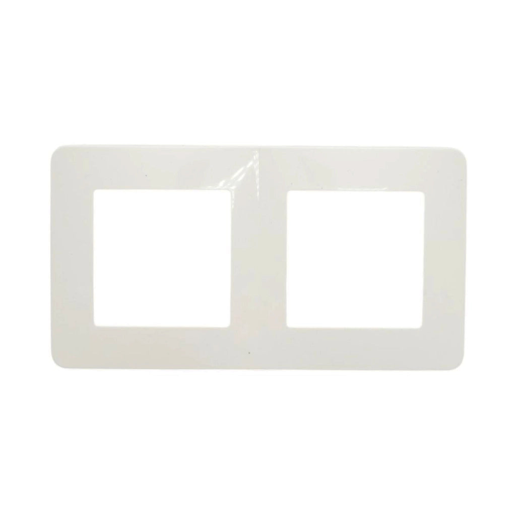 Cornice doppia bianca in PC per presa e interruttore 150x83 mm