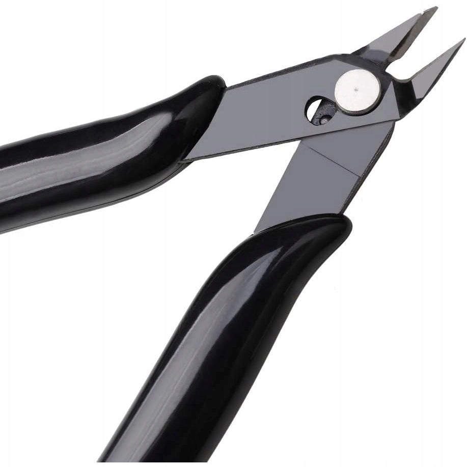 Pinze Piatte per Fili 130mm – Superficie delle Ganasce Indurita | Manici con Rivestimento in Gomma | Uso Universale