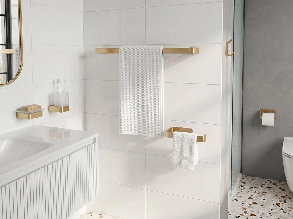 Set di 6 Accessori da bagno in alluminio oro con bicchiere e portasapone minimalisti