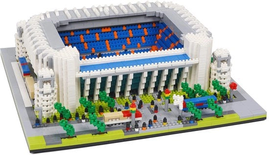 Set di costruzioni per edifici - Campo da calcio con 4030 Mini-blocco costruzione - Modello architettonico - Oggetto da collezione - Giocattolo per bambini e adulti - Incluso manuale e attrezzatura