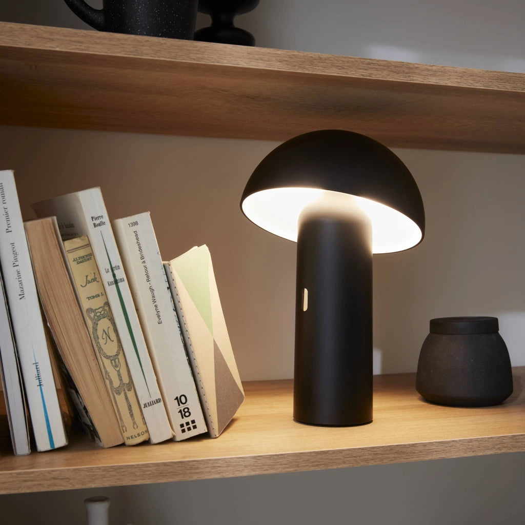 Lampada da tavolo a batteria nomadic con testa orientabile, 28cm, nero