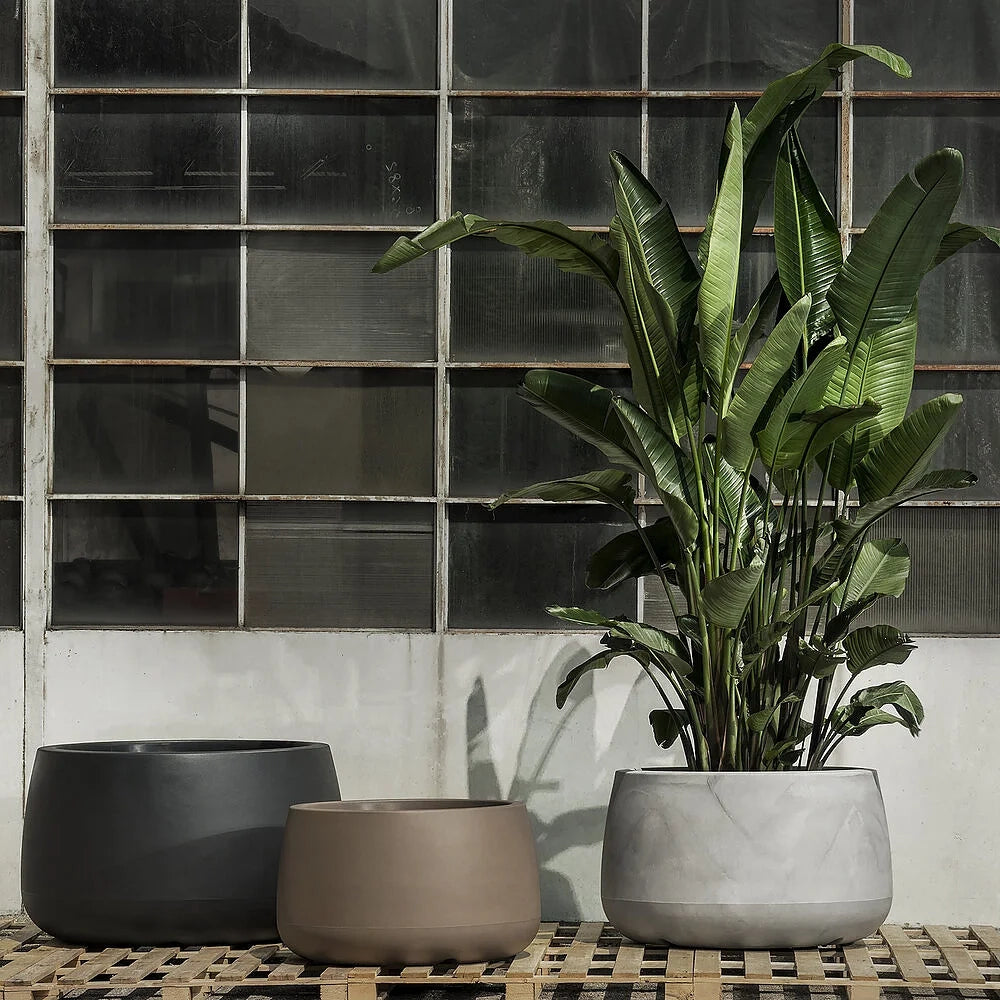 Vaso tondo in resina TITANO diam. 65cm Colore: Grey